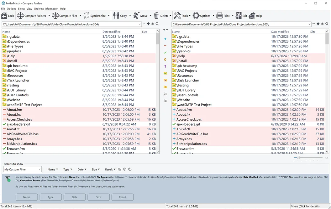 FolderMatch Compare Folders window with side-by-side file lists, highlighted differences, synchronization controls and result filters