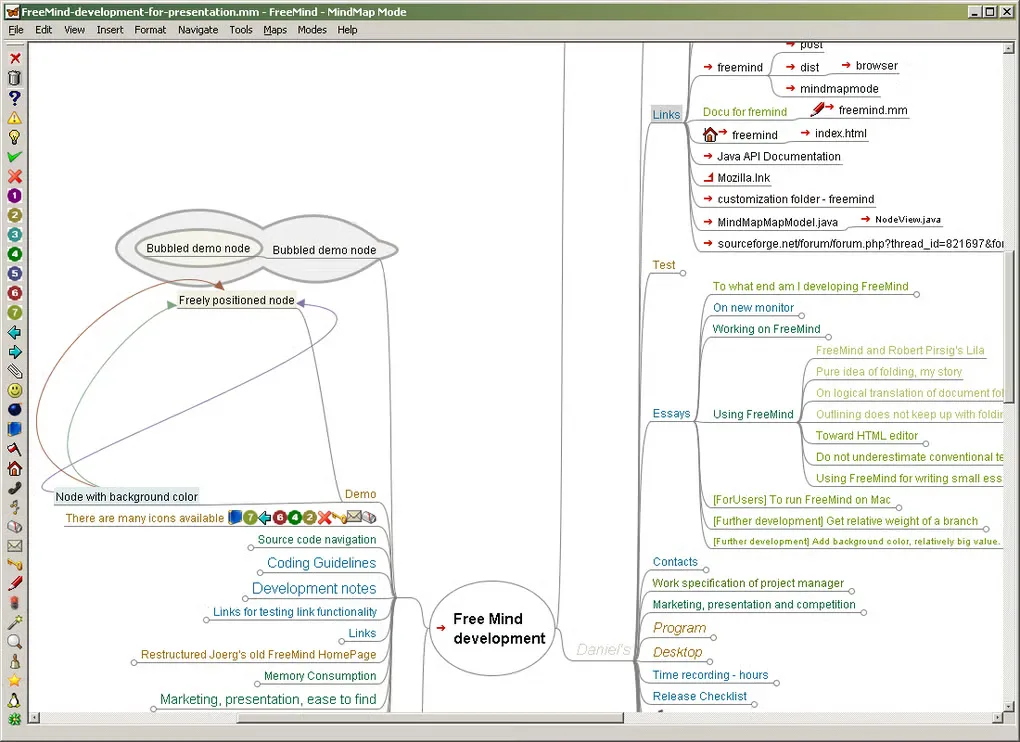 Historical FreeMind Windows interface showing a development mind map with colored branches, links, node icons and curved connectors.