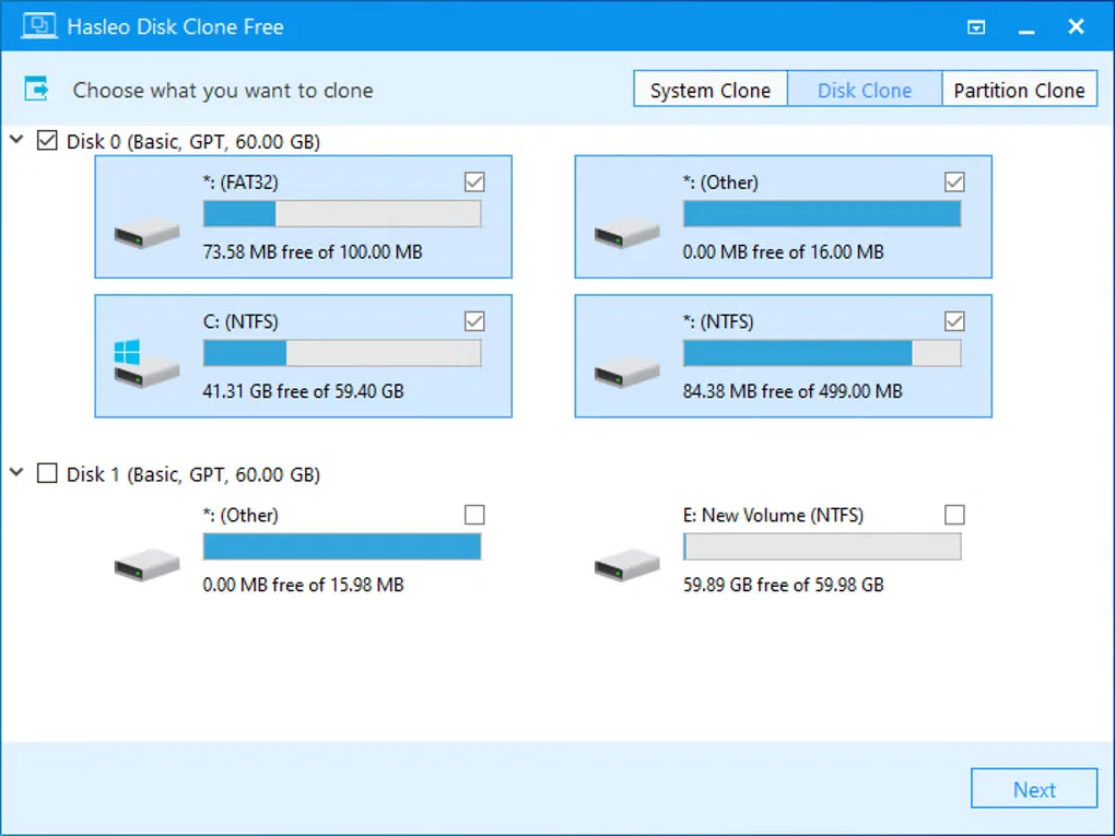 Hasleo Disk Clone Free showing clone-mode tabs and the source disk’s FAT32 and NTFS partitions.