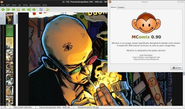 Historical MComix 0.90 interface with page thumbnails, a comic page and the About dialog; not the Windows 3.2.0 interface.