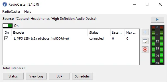 RadioCaster 3.1.0.0 main window showing a captured audio source, connected MP3 encoder, listener counts and audio level meter