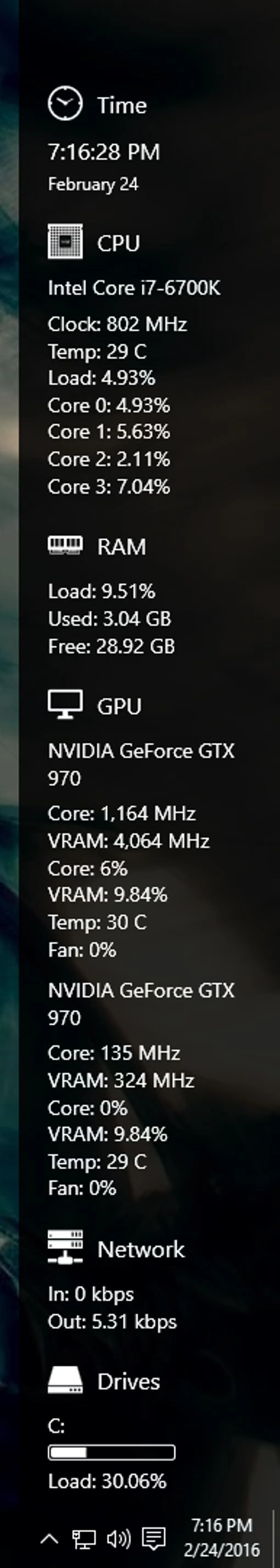 Sidebar Diagnostics showing a clock, CPU load and temperature, RAM use, two GPUs, network traffic and C: drive usage.
