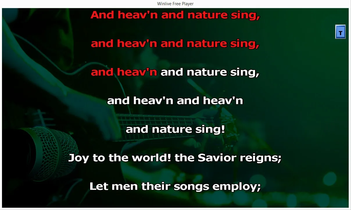 Winlive Free Player karaoke display with red and white synchronized lyrics over a microphone background
